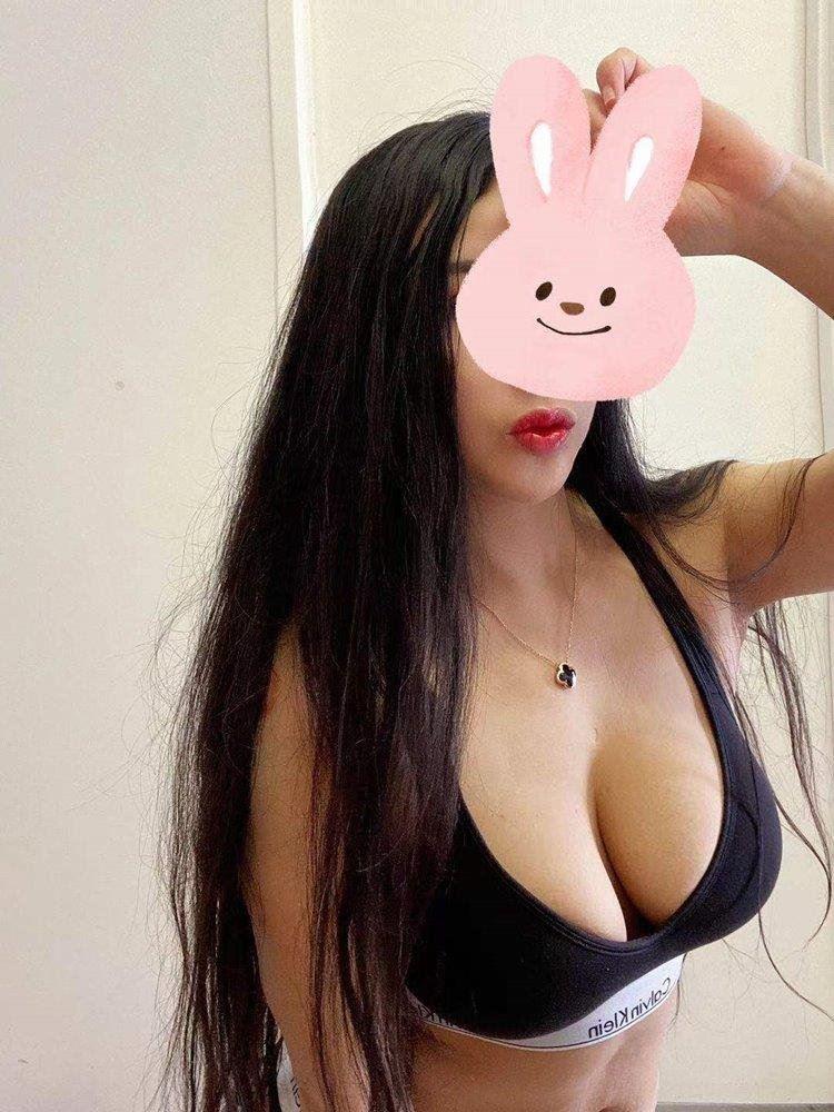 New In MacGregor👏👏👏BOOK ME💋💋