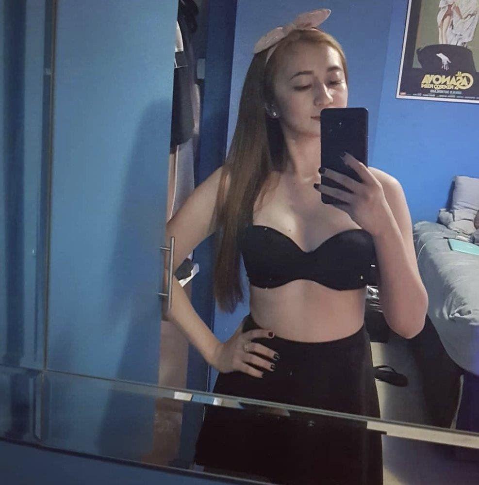 Asian & Hot girl young & Sexy gorgeous stunning INCALL & OUTCAll