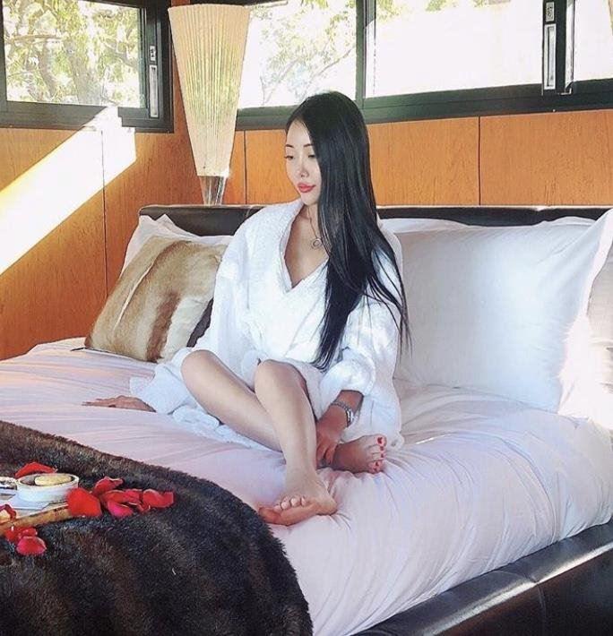 PARTY EXOTIC PLAYMATE 💖 ALLURING sexy Filipino trans 🍌👅 👜👠 Let me be your fantasy girlfriend