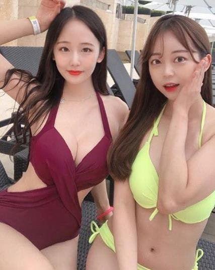 DOUBLE GIRLS KIINGDOM SERVICES PUFF TOGETHER PARTY WILD SEX