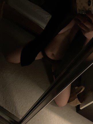 Naughty Chole in Mel 💋💋