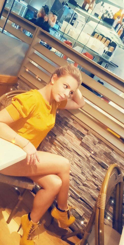 " LARA " sexy Lil Weapon