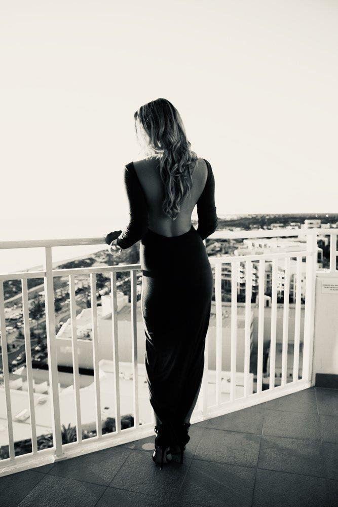 Emmy Layne ~ Genuine Stunner