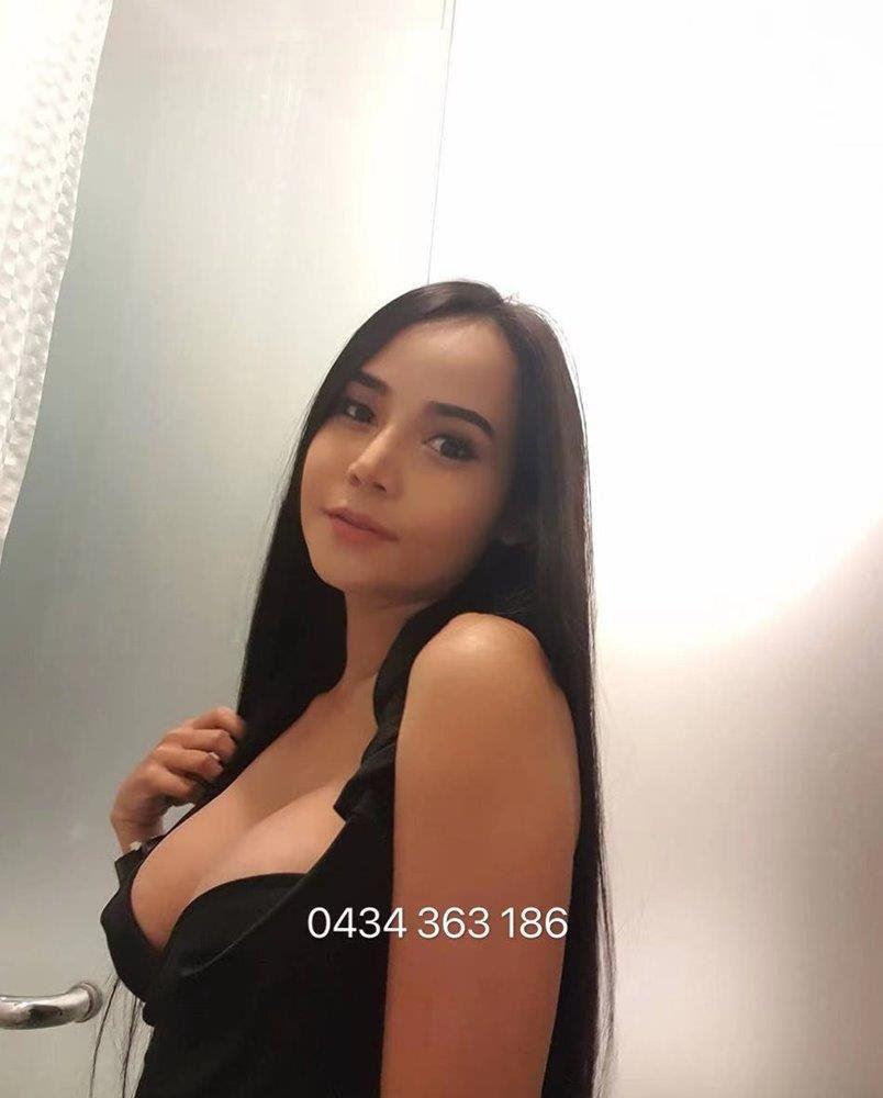 Best GFE and Next Door Sweet and Smile Petite Girls, Sexy hot body