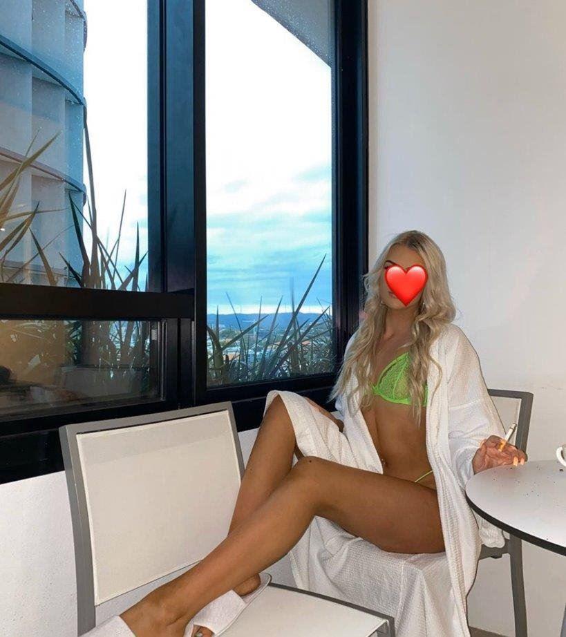 Petite Blonde Baby💋💋