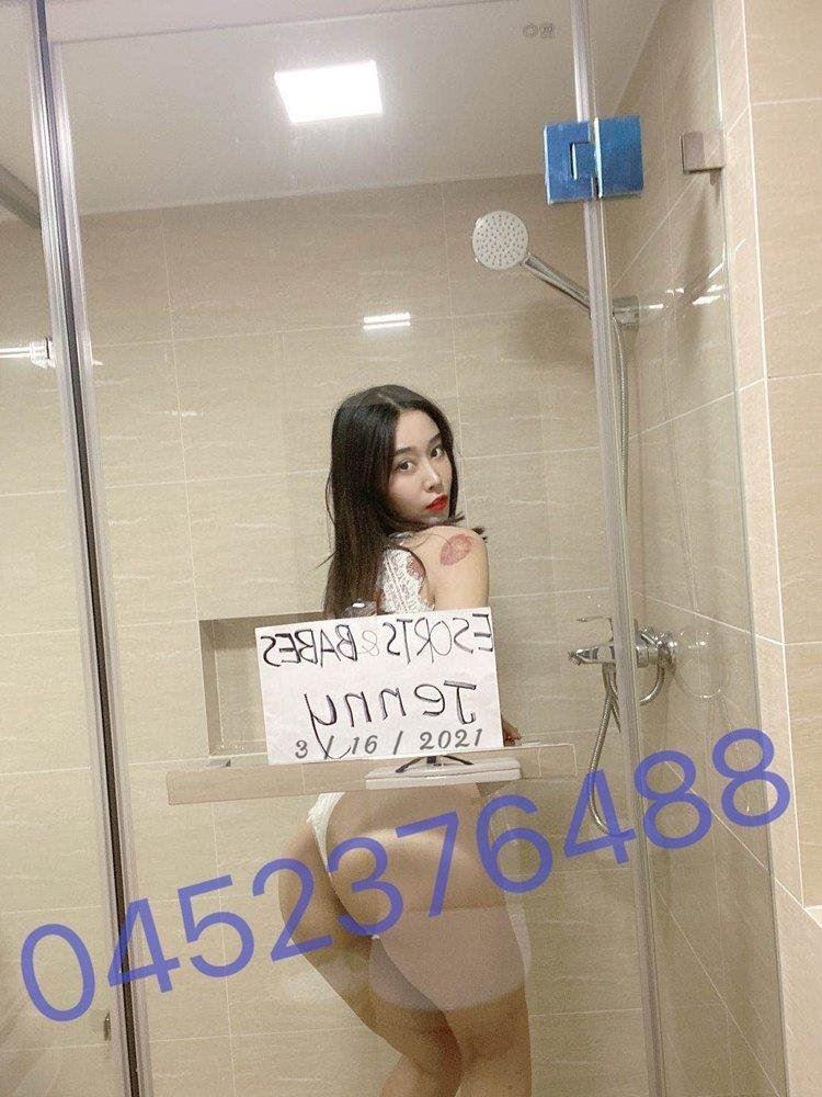 😘Sexy and Cute Korean girl 💯 Real😍😍