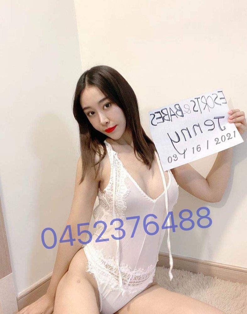 😘Sexy and Cute Korean girl 💯 Real😍😍