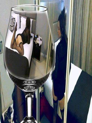 Sexy Fun Aussie Gils Who Love to Cum